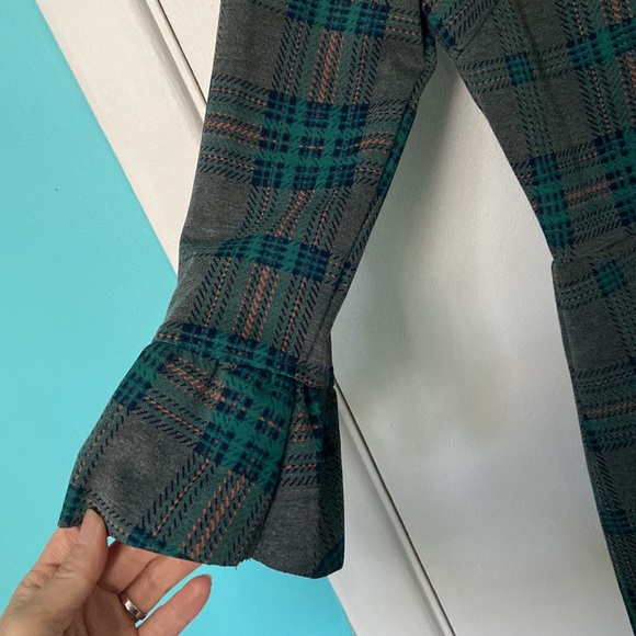 Plaid ruffle sleeve dress ModCloth Size XS grey/green - Picture 2 of 7